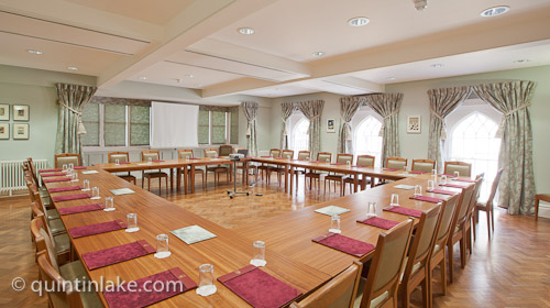 Pembroke College Kitchen, Hall, Bar and Forte Room. Completion May 2011