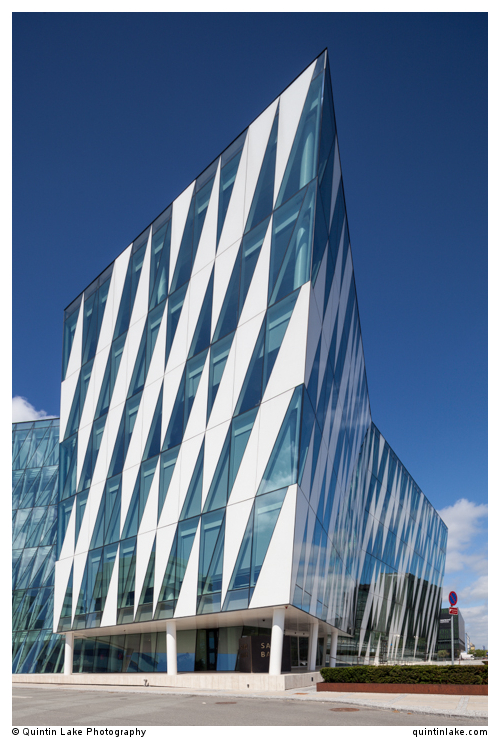 Saxo Bank Headquarters by 3XN