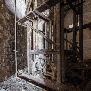 Grain Tower Battery V. Shell lift, lower level.