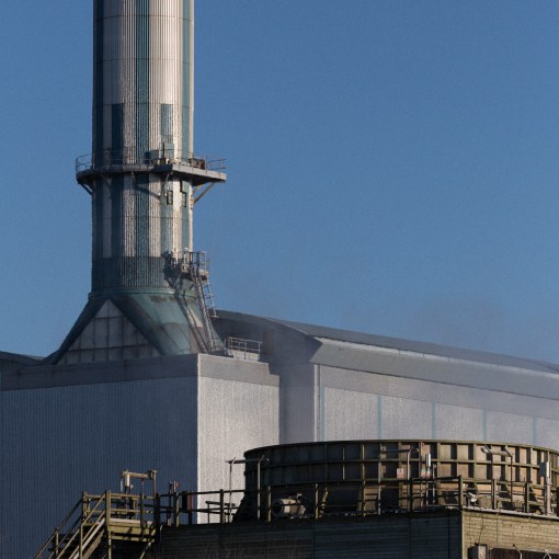 Seabank gas-fired power station, air cooled condenser in foreground with heat recovery steam generator at rear, Avon.