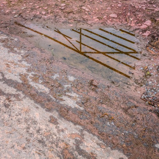 Gate, Llettyrneuadd, Gwent.